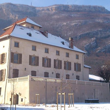 Tempologis - Chateau de la Rochette Fontaine  Buitenkant foto