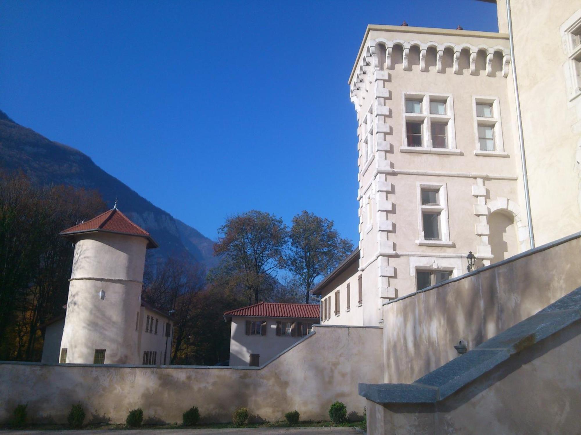 Tempologis - Chateau de la Rochette Fontaine  Buitenkant foto